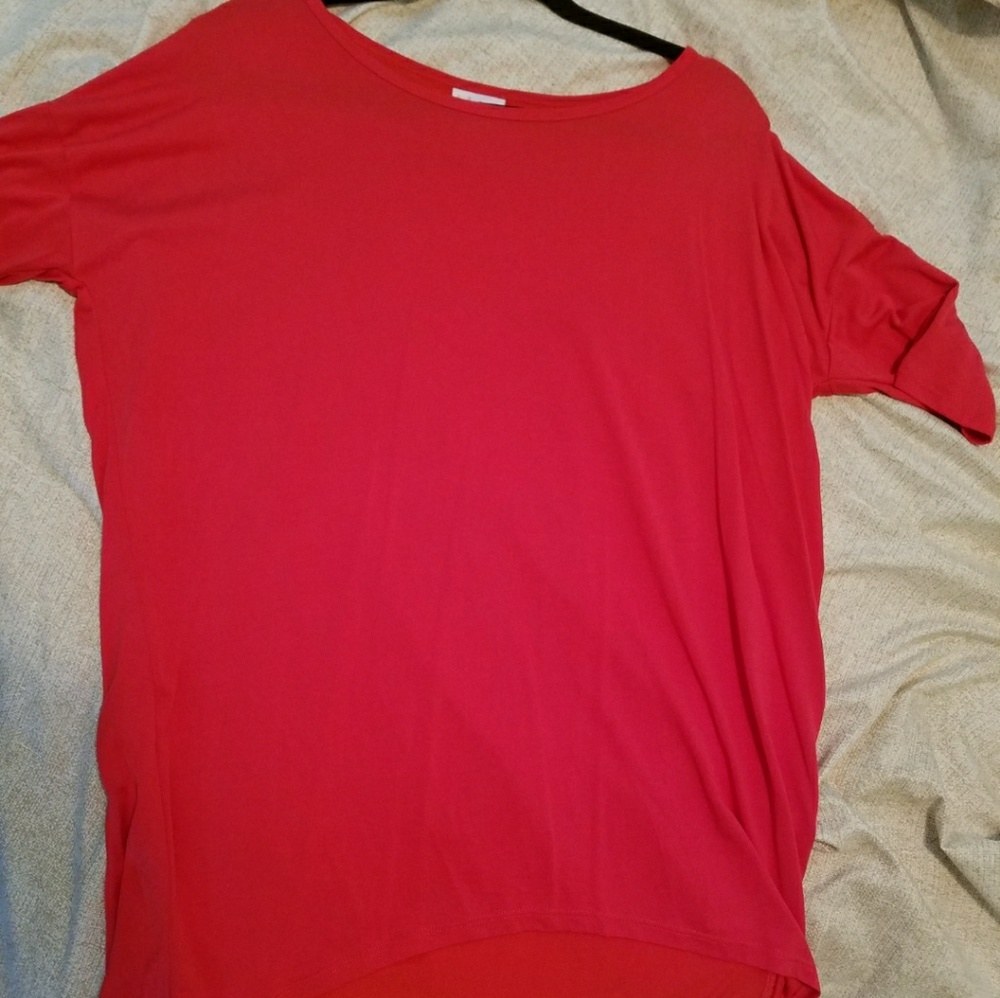 True red lularoe Irma *modal*